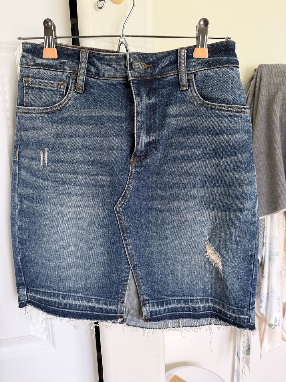 Kut from the Kloth Medium Blue Denim Pencil Skirt- never worn
